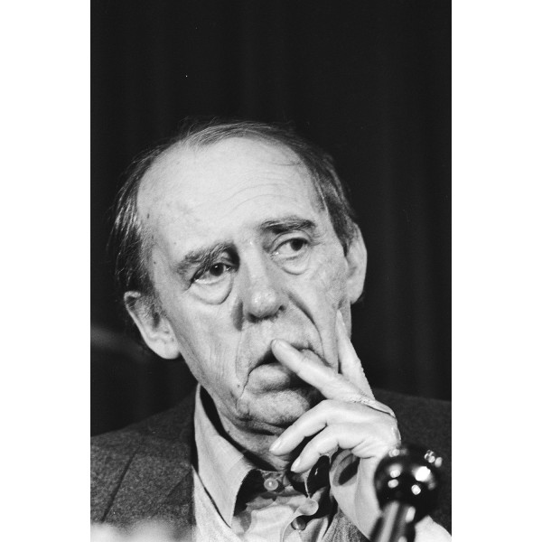 Гайнріх Бьолль Гайнріх Бьолль